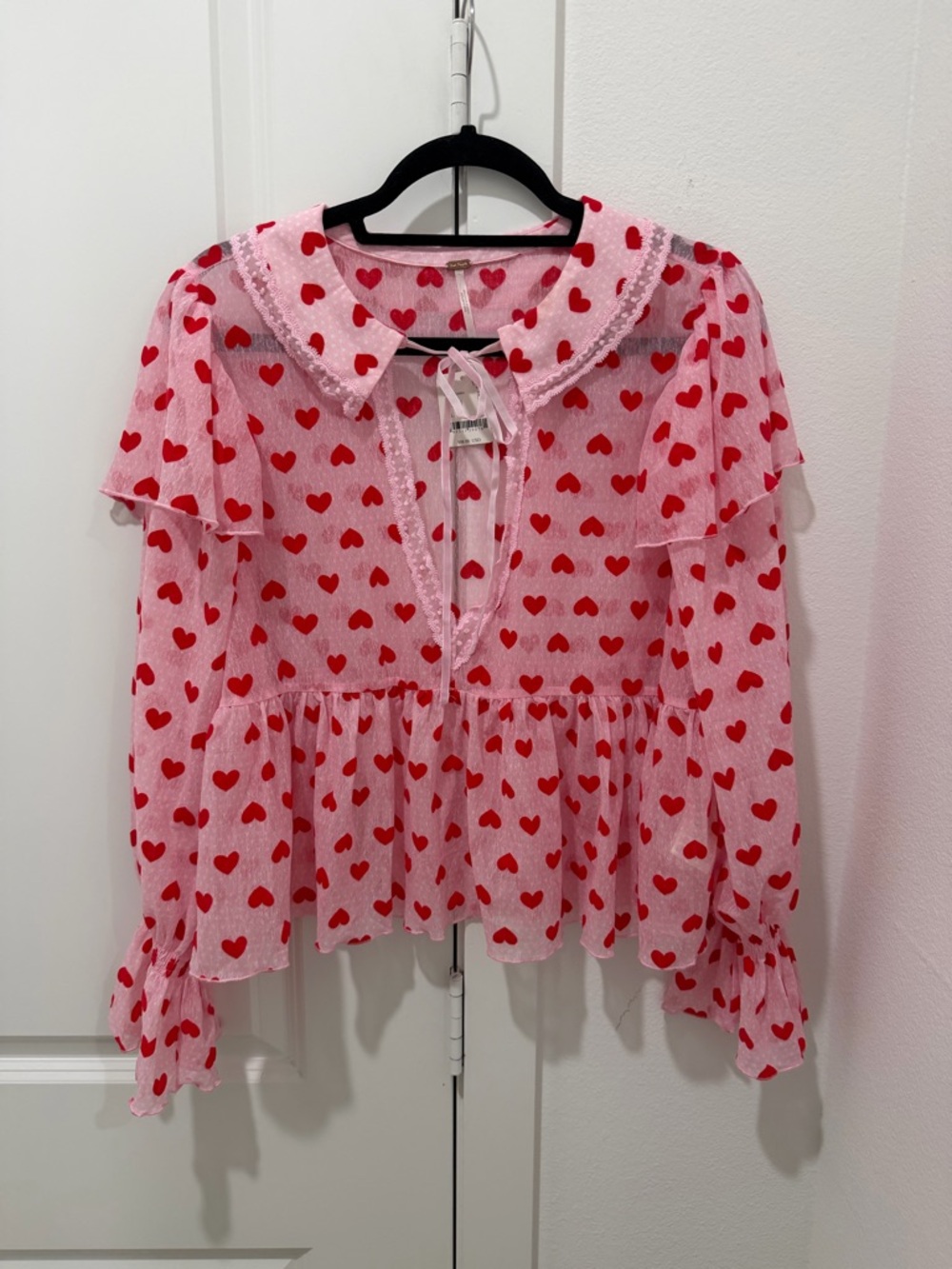 NWT Free People Cordellia Long Sleeve Blouse in Pink/Red Heart - Picture 3 of 5